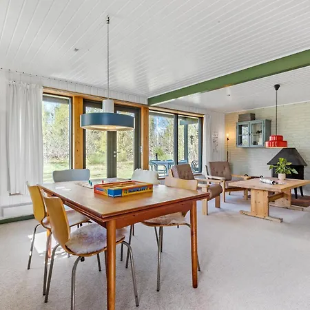 Schönes Haus Mit 3 Schlafzimmern In Ørsted