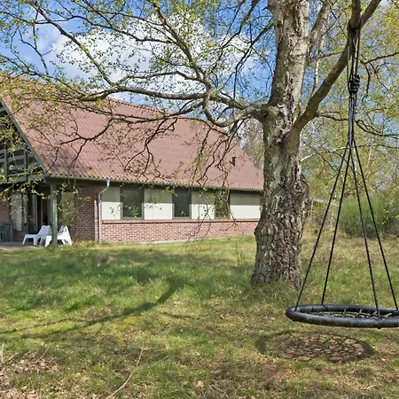 Schönes Haus Mit 3 Schlafzimmern In Ferienhaus *